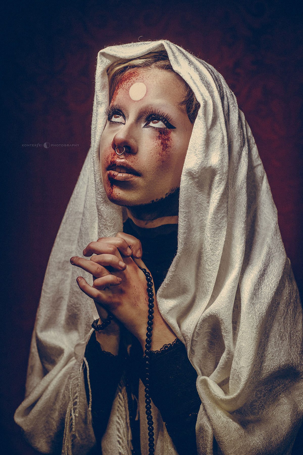 Bloody Nun | Dark Beauty | Photography