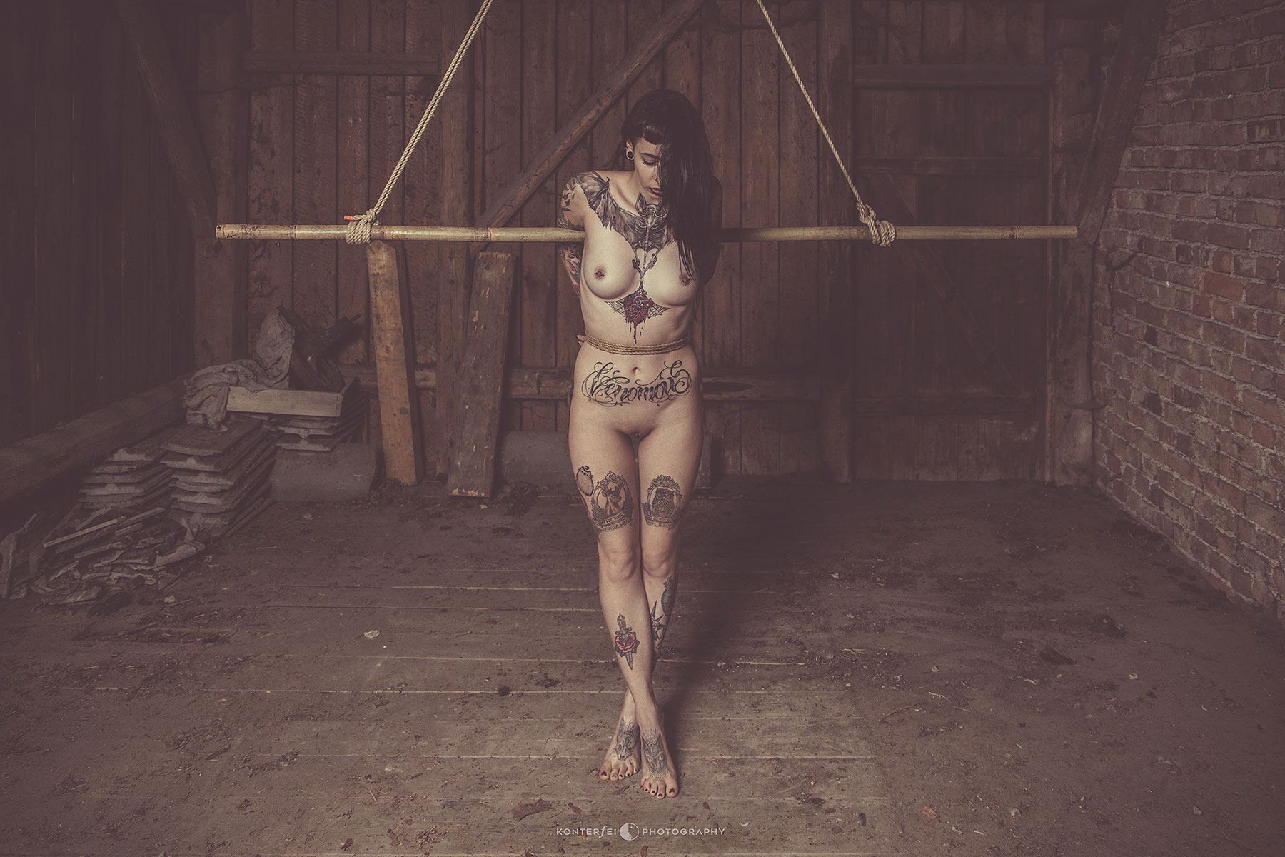 Stand Still | Bondage | Photography